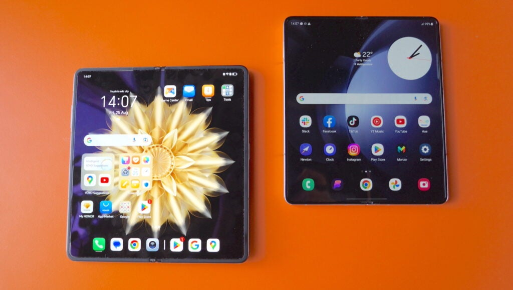 Écrans intérieurs Honor Magic V2 et Samsung Galaxy Z Fold 5