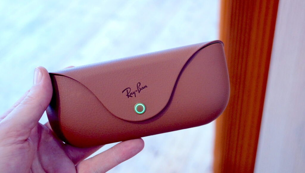 Étui de chargement pour lunettes Ray-Ban Meta