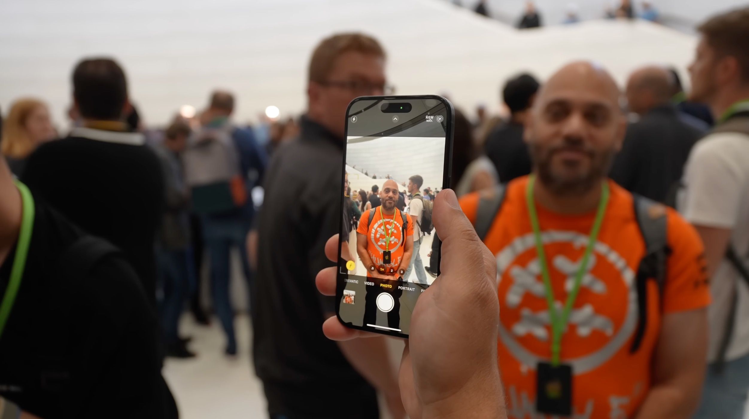 1695888884 iPhone 15 Comment transformer des photos en portraits apres