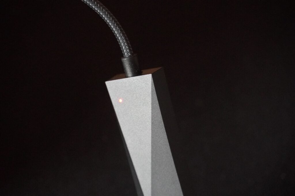 Motif d'ombre et de lumière Astell Kern AK HC3