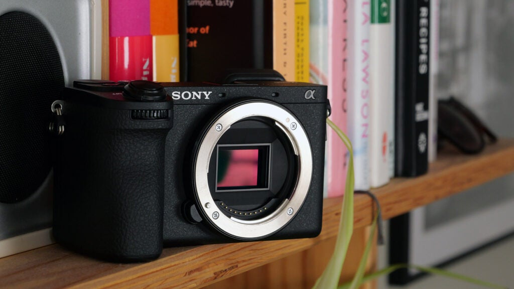 Sony A6700 sur étagère