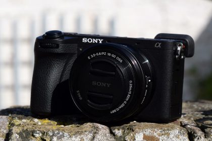 1696449776 Examen du Sony A6700