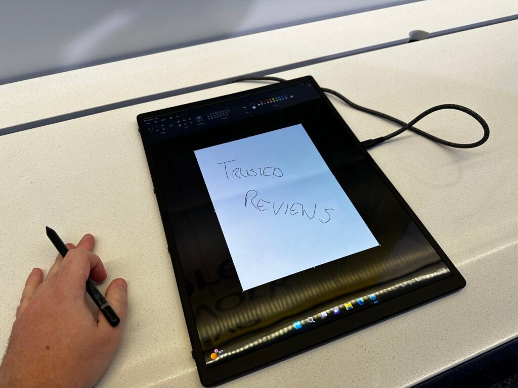 HP Spectre Fold avec stylet