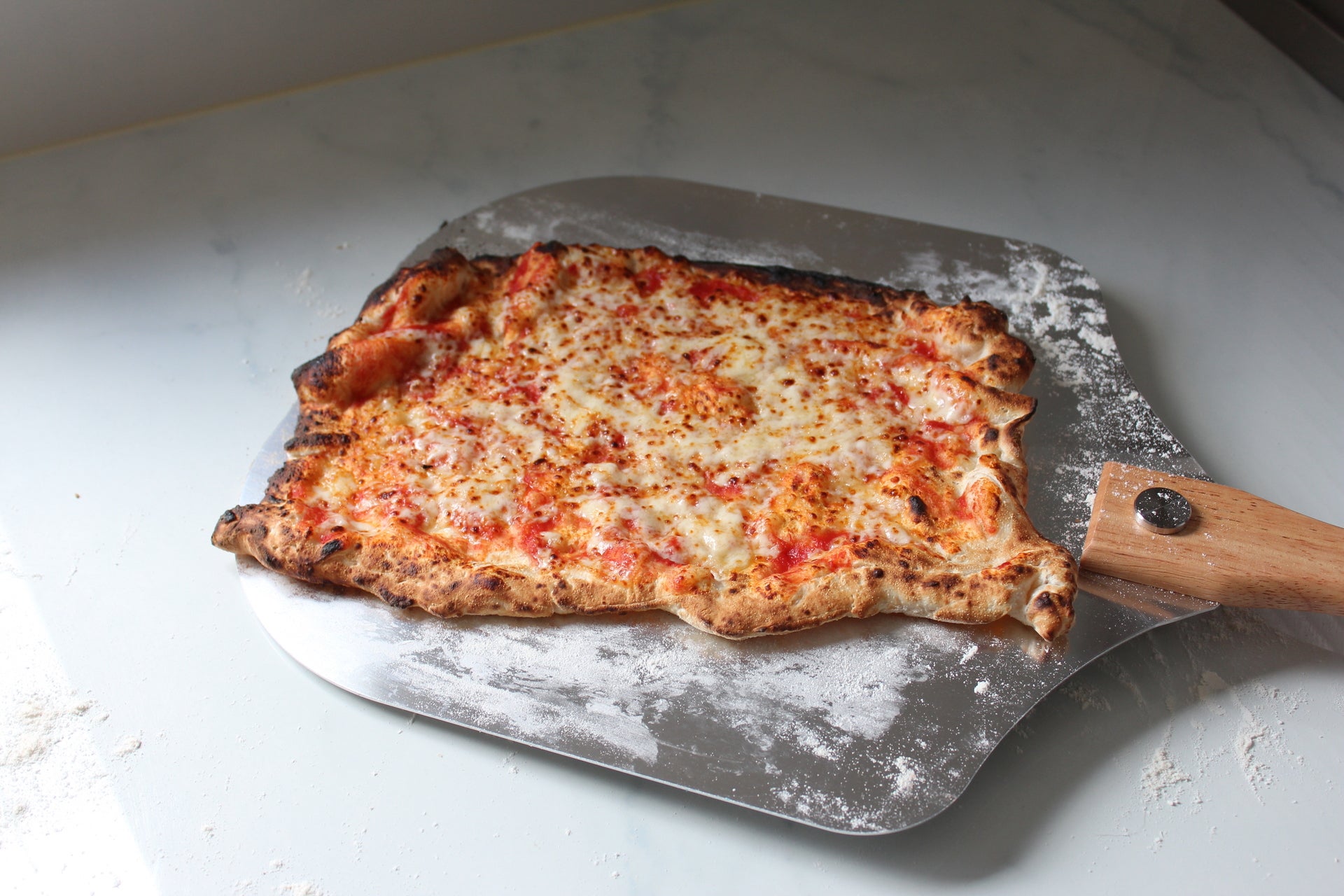 Witt Etna Rotante Pizza Four pizza au fromage et aux tomates