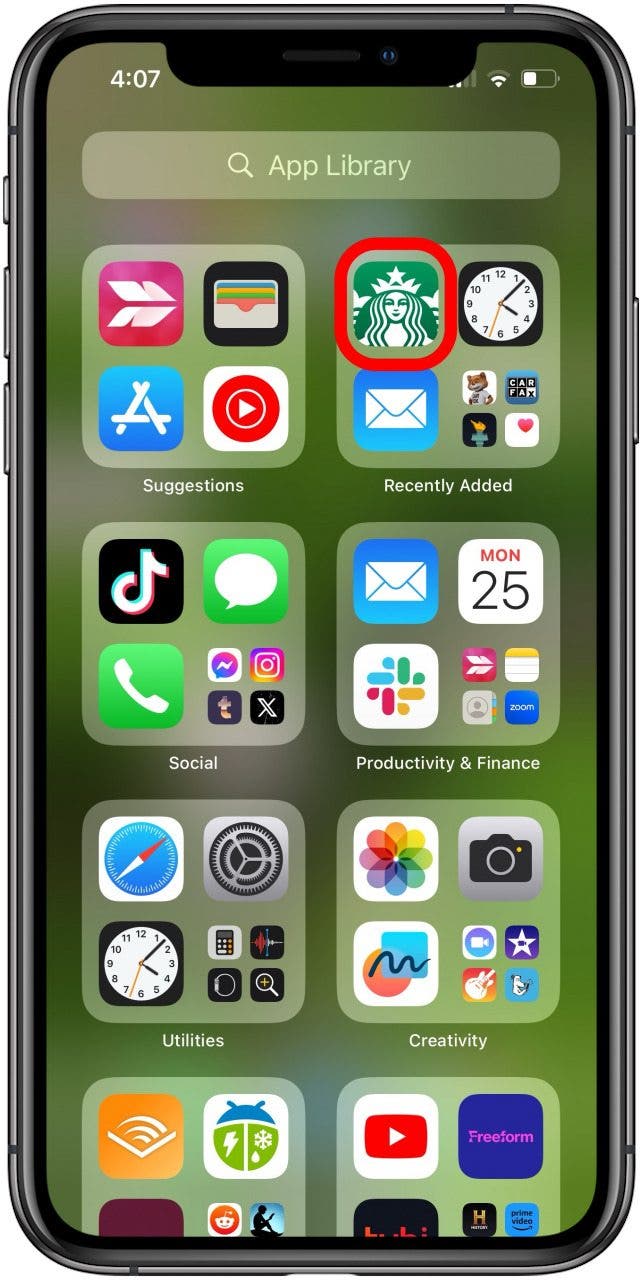 ouvrez l'application Starbucks pour ajouter une carte Starbucks au portefeuille Apple