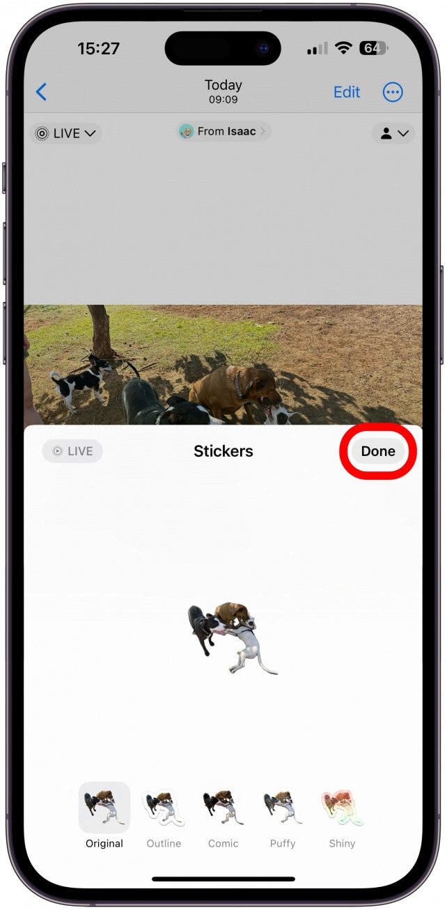 Maintenant, vous verrez l’autocollant Live. Appuyez sur Terminé.