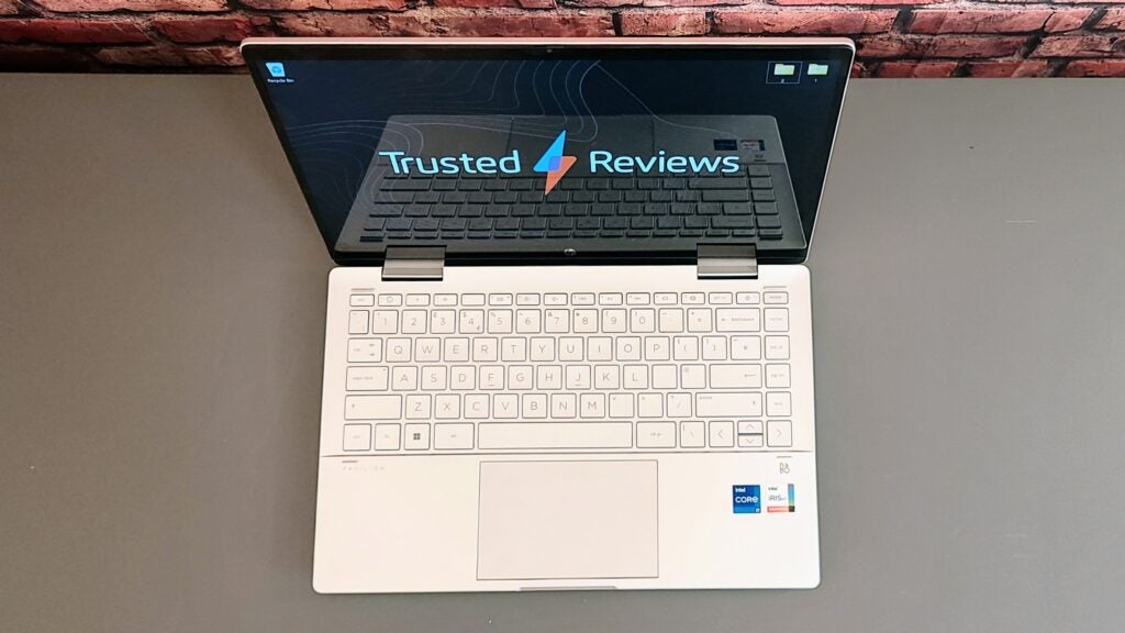 HP Pavilion x360 - Clavier suspendu