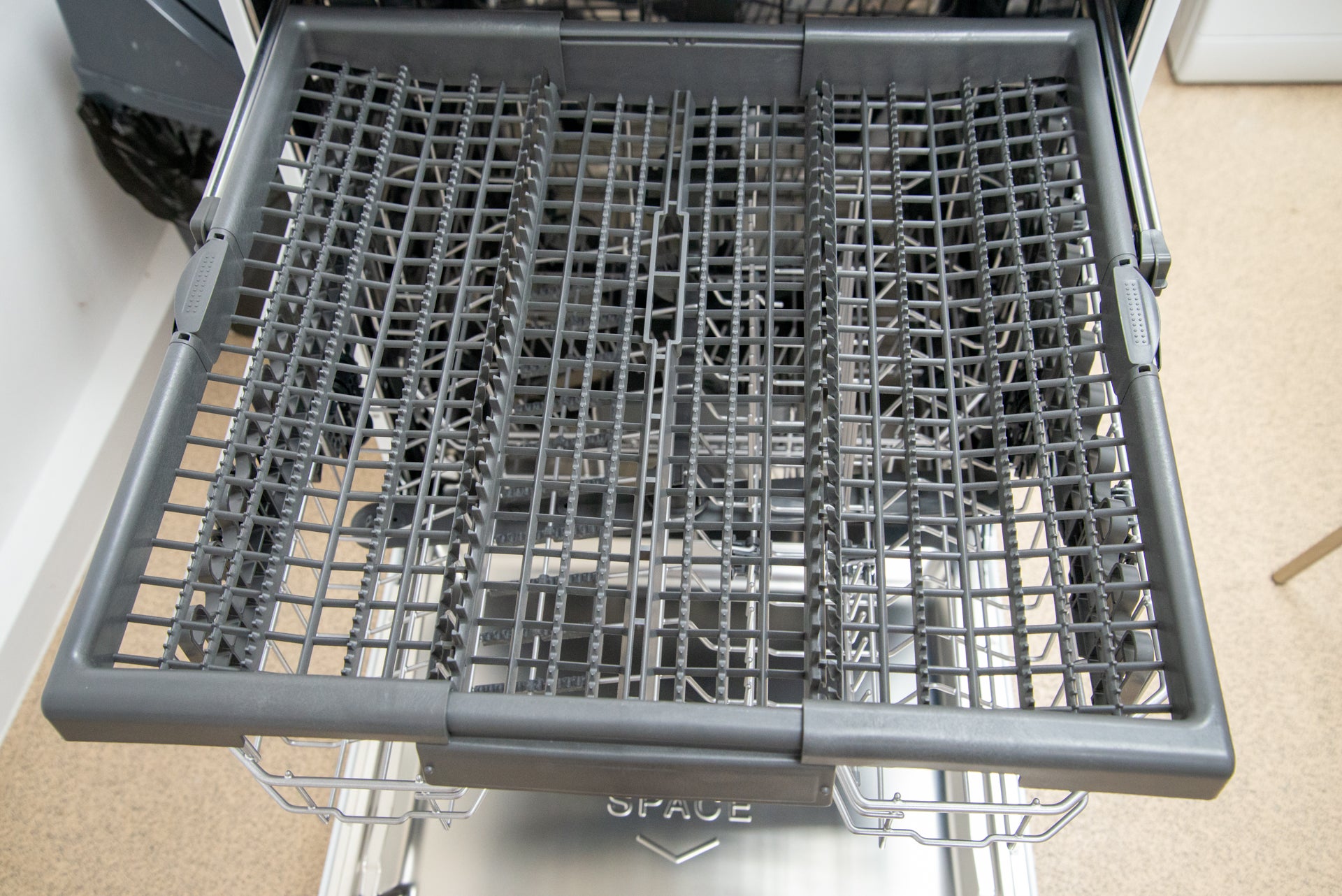 Range-couverts fermé HF7HP33UK Hotpoint