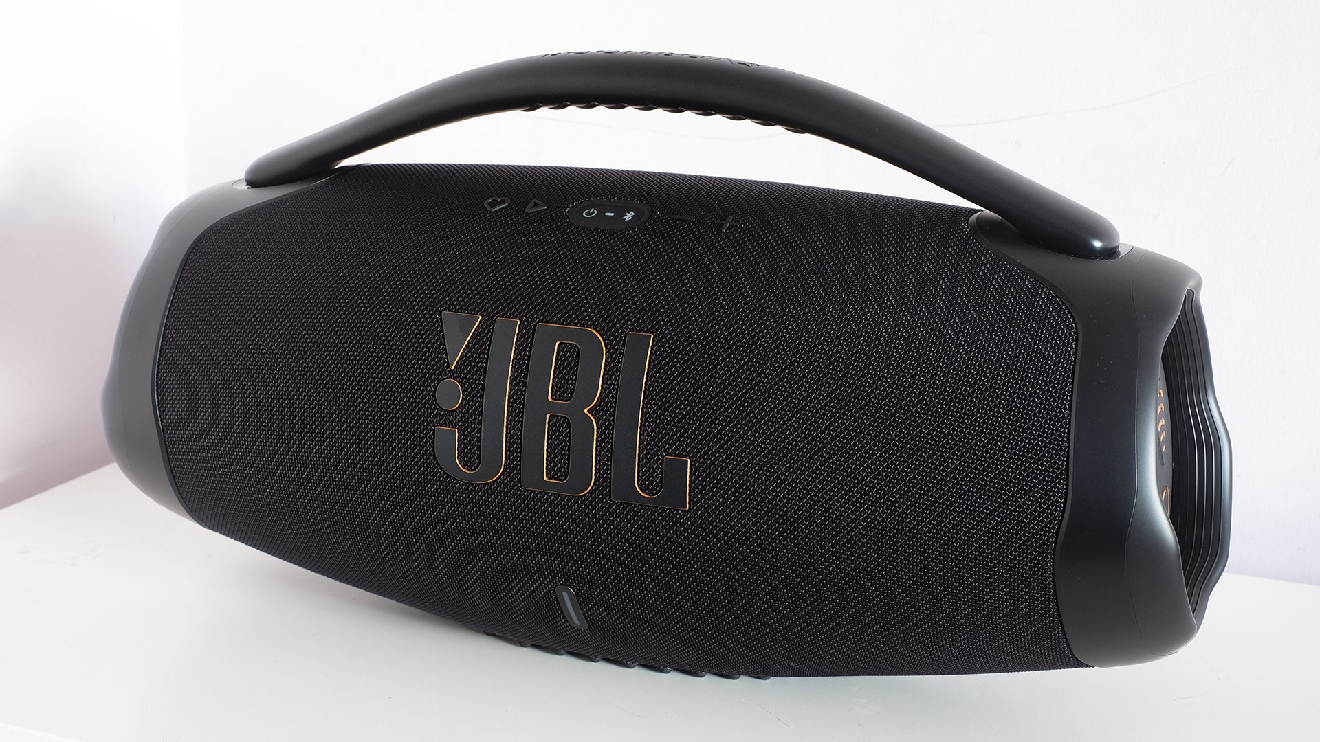 1697608904 Examen du Wi Fi JBL Boombox 3