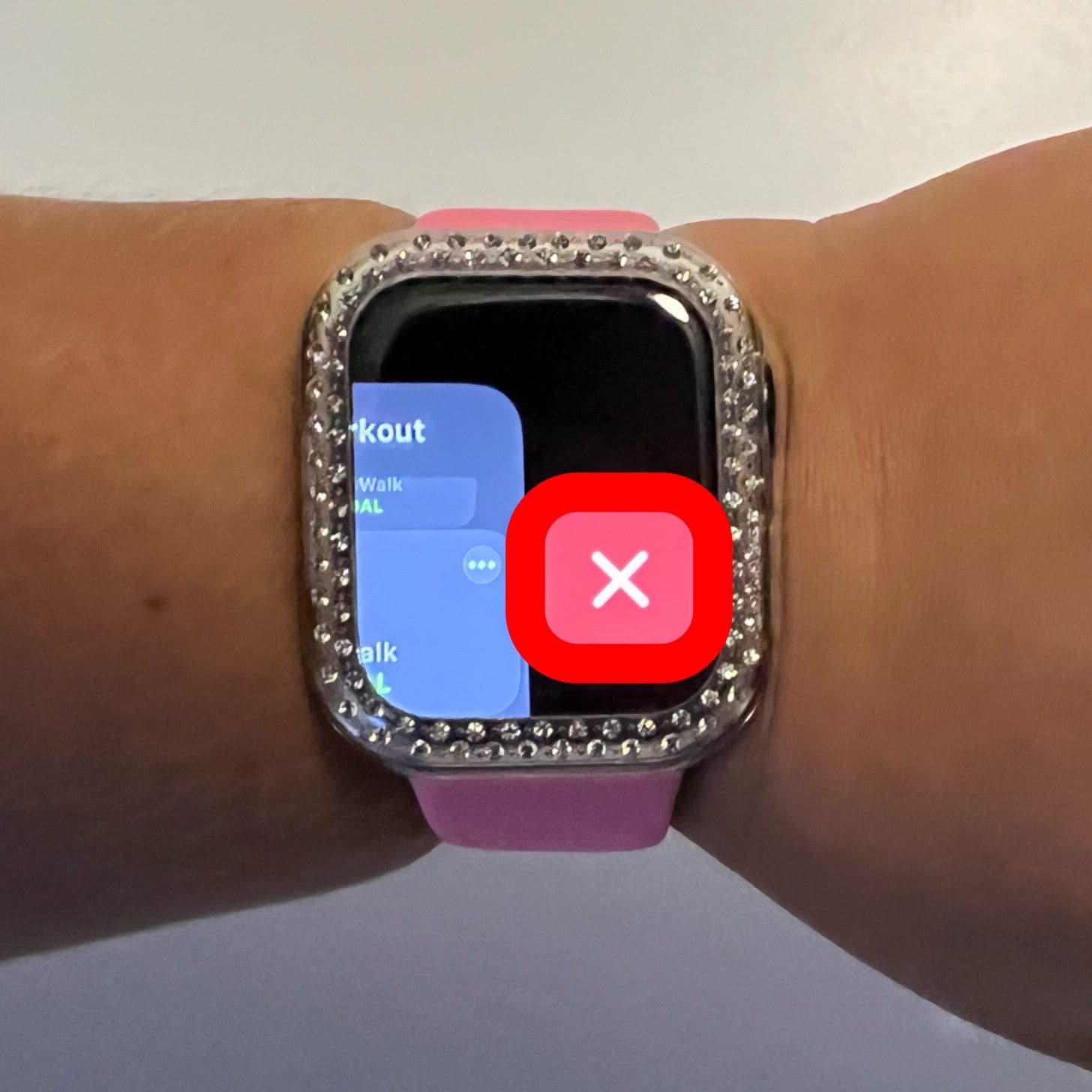 Appuyez sur le « x » rouge pour fermer l'application.