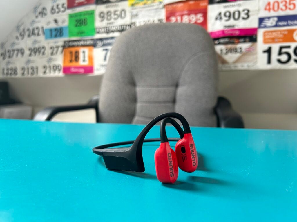 Suunto Wing sur la table