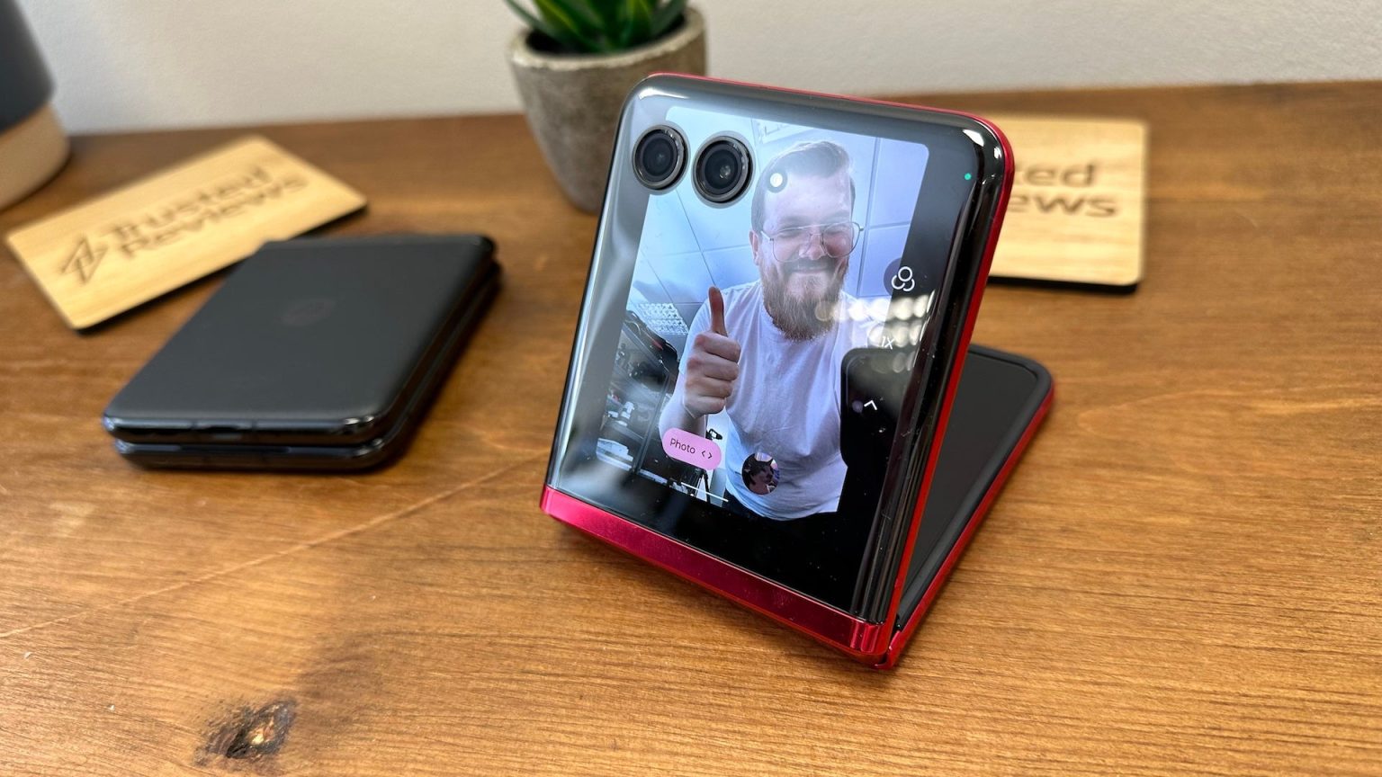 Le Razr 40 Ultra est desormais livre avec des ecouteurs