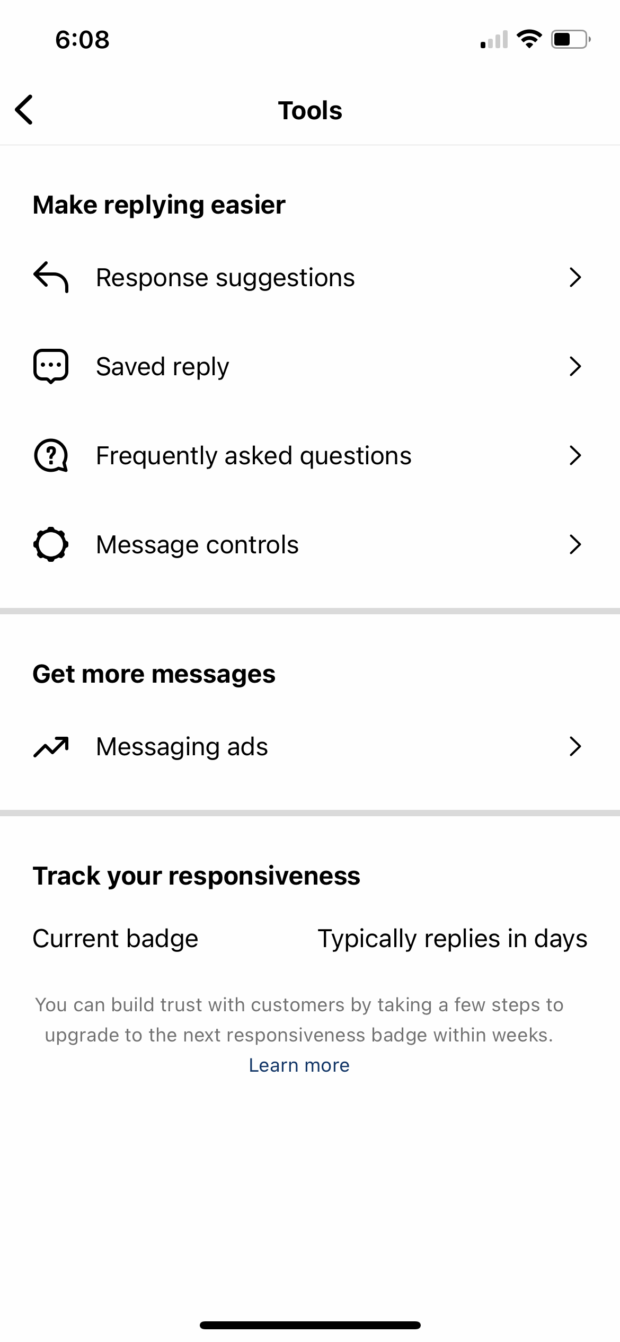 La section Outils des paramètres Instagram comprend des suggestions de réponses, des réponses enregistrées, des questions fréquemment posées et des contrôles de messages.