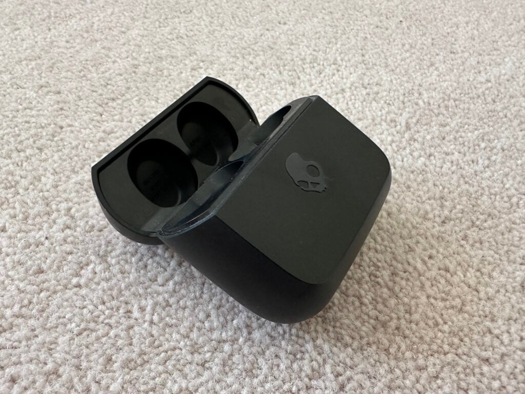 Étui Skullcandy Mod ouvert