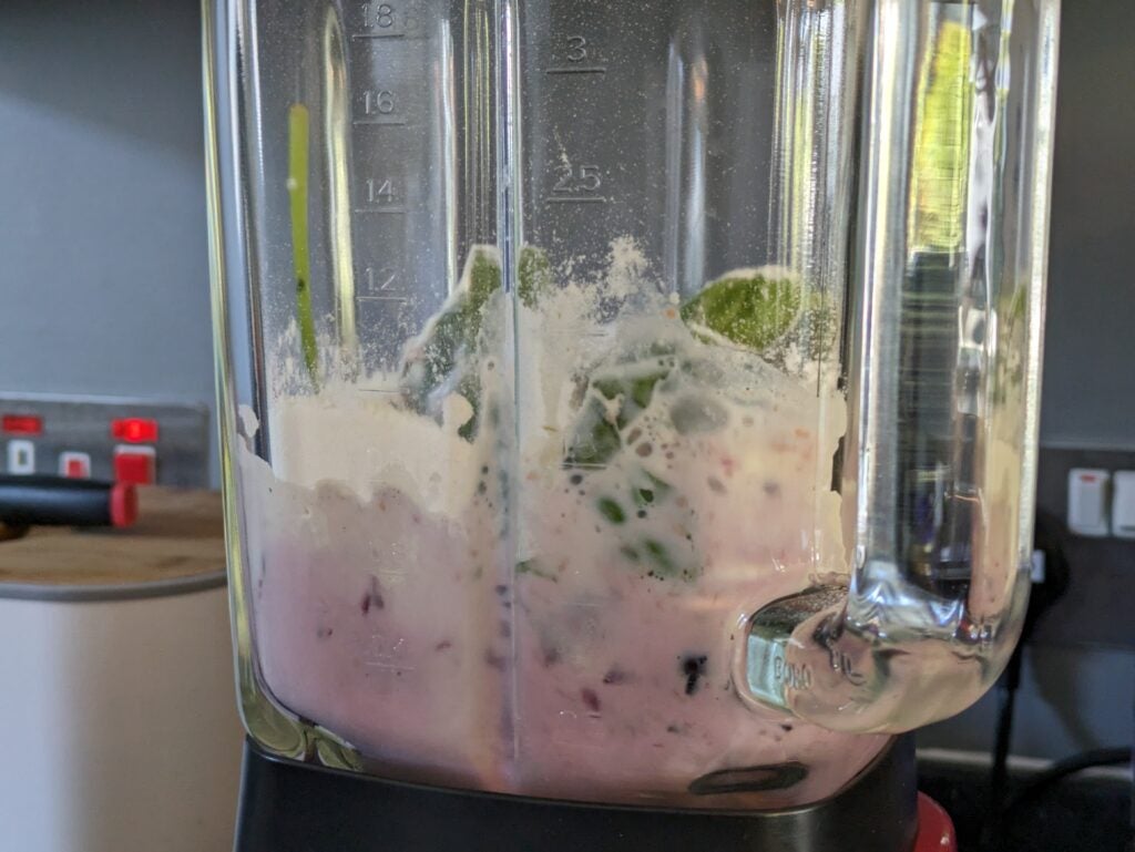 Magimix Blender Power 4 commence à mixer