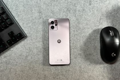 1700036675 Examen du Motorola Moto G13