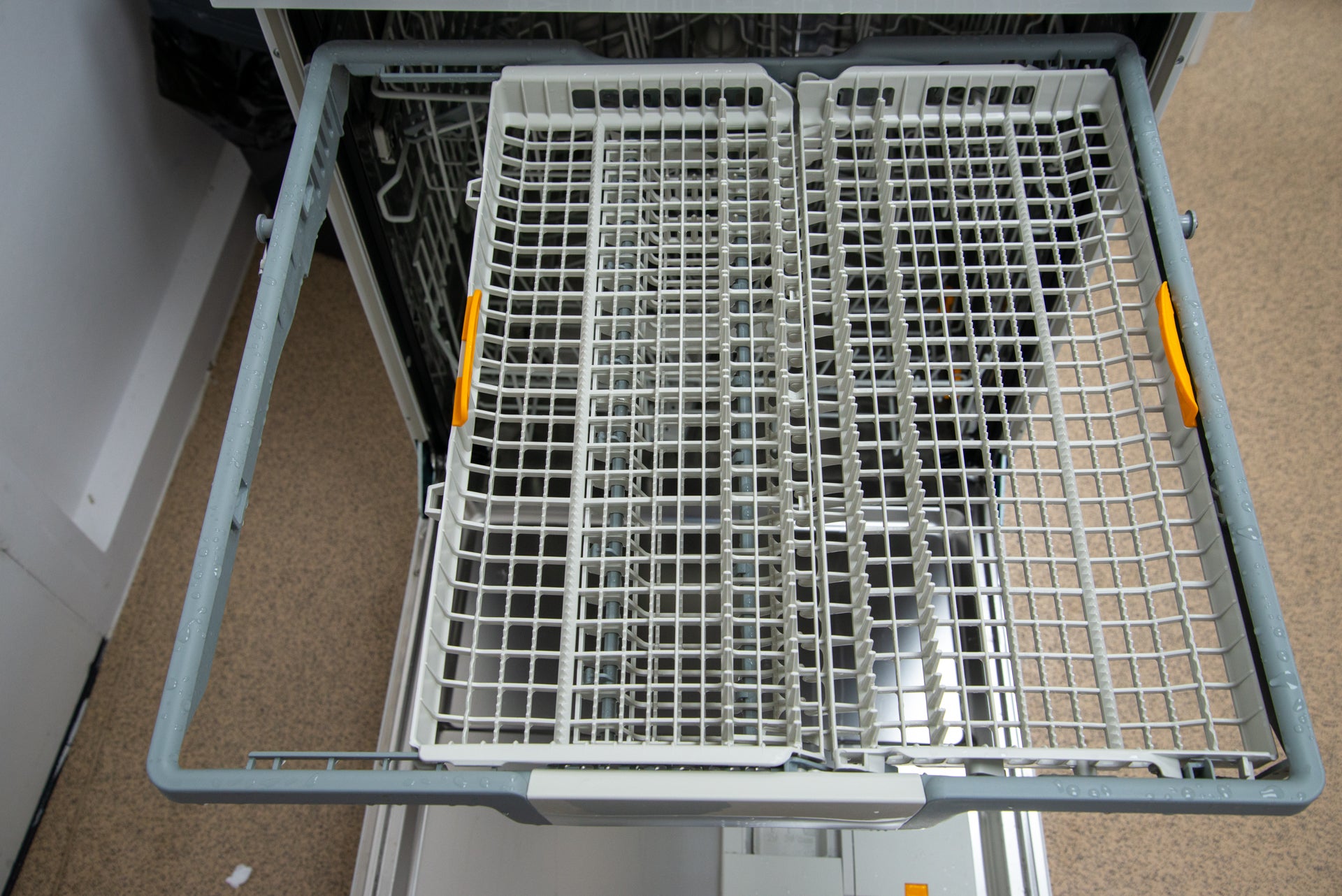 Panier supérieur Miele G5310SC ouvert