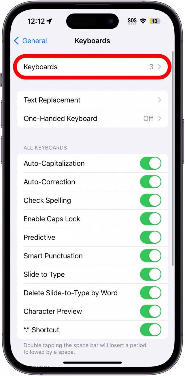 Paramètres du clavier iPhone avec le bouton du clavier entouré en rouge