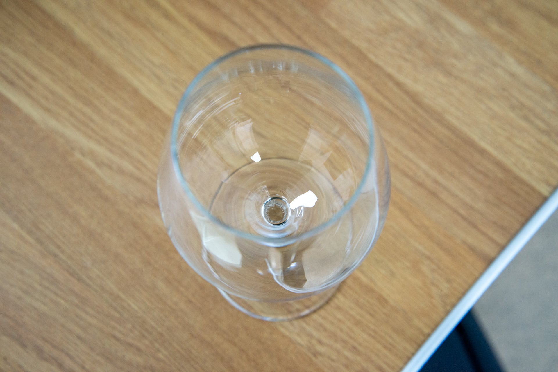 Verre à vin Hotpoint Hydroforce H8I HT59 LS UK propre