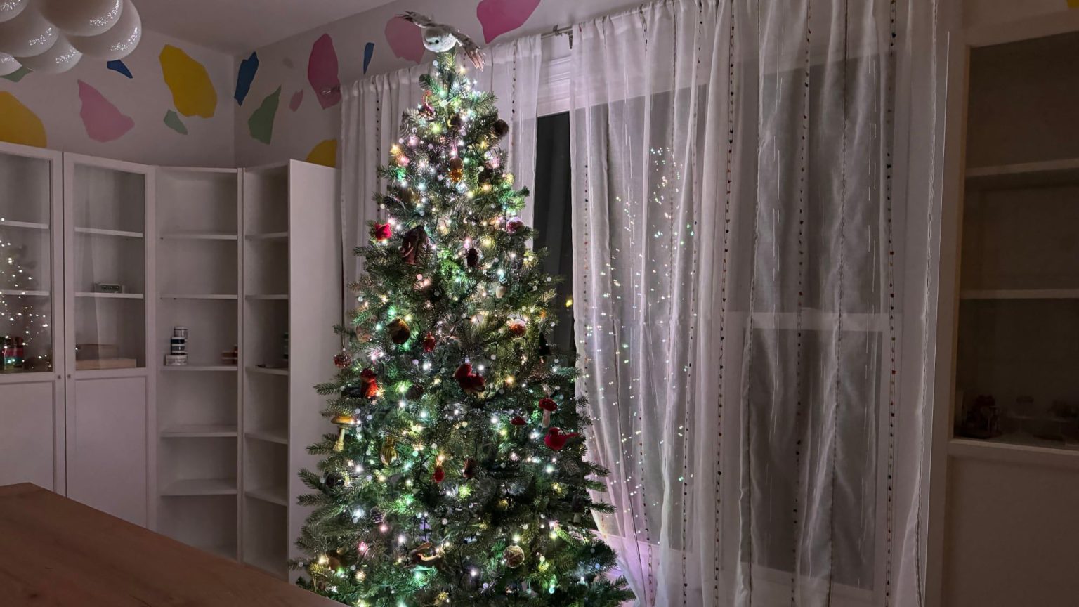 1701453698 Test Les nouvelles lampes Philips Hue Festavia offrent plus