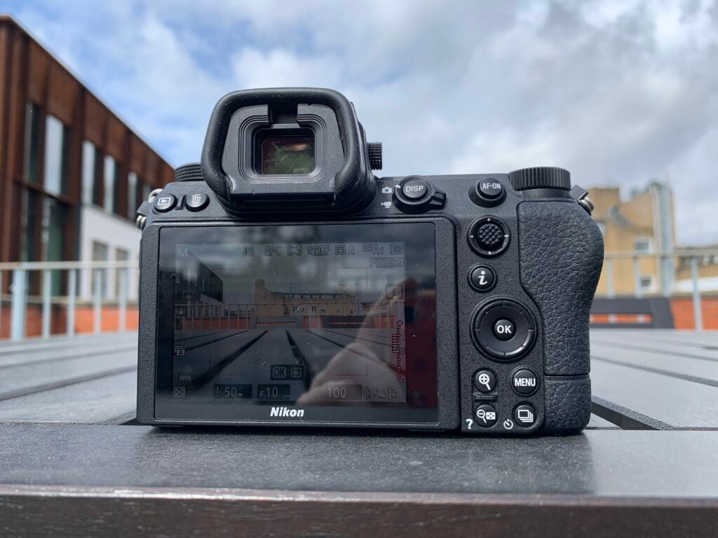 Nikon Z7 II retour