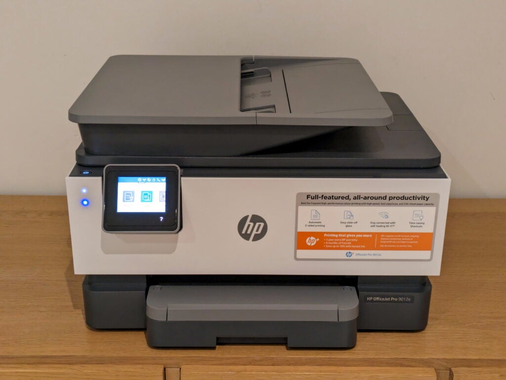 Vue avant et de dessus du MFP