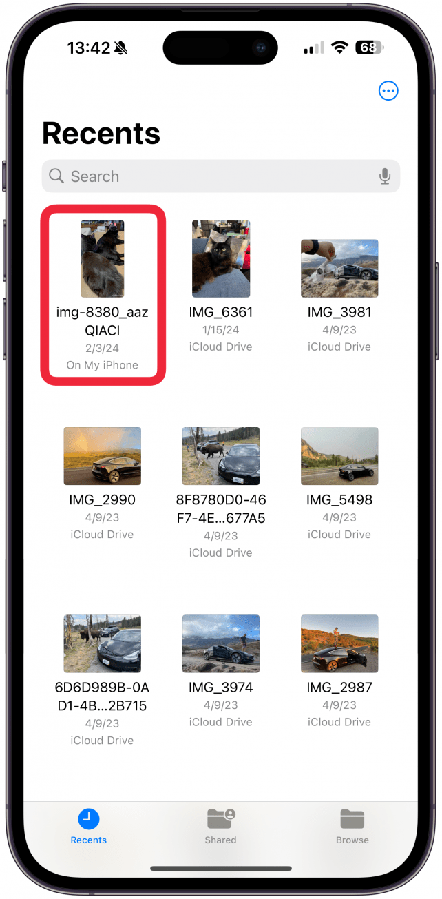 La vidéo apparaîtra dans votre application Fichiers. Si vous souhaitez la déplacer vers votre application Photos, ouvrez la vidéo dans votre application Fichiers.
