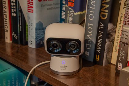1708717012 Examen de la camera interieure de securite Eufy S350