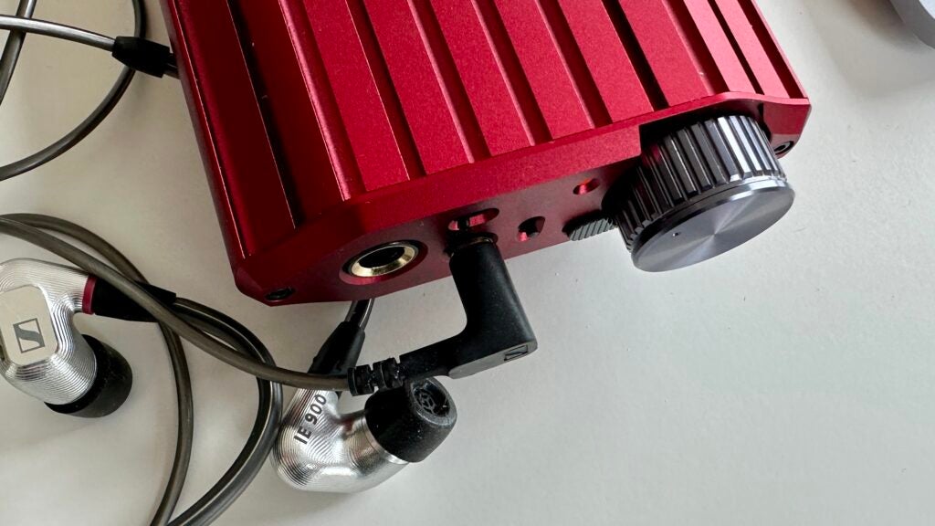 iFi iDSD Diablo 2 Sennheiser IEM