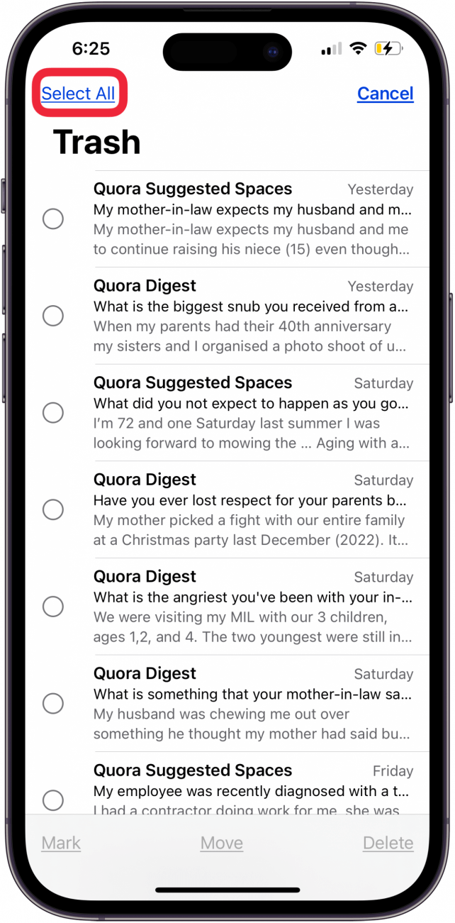 appuyez sur tout sélectionner pour vider la corbeille sur l'application de messagerie iPhone