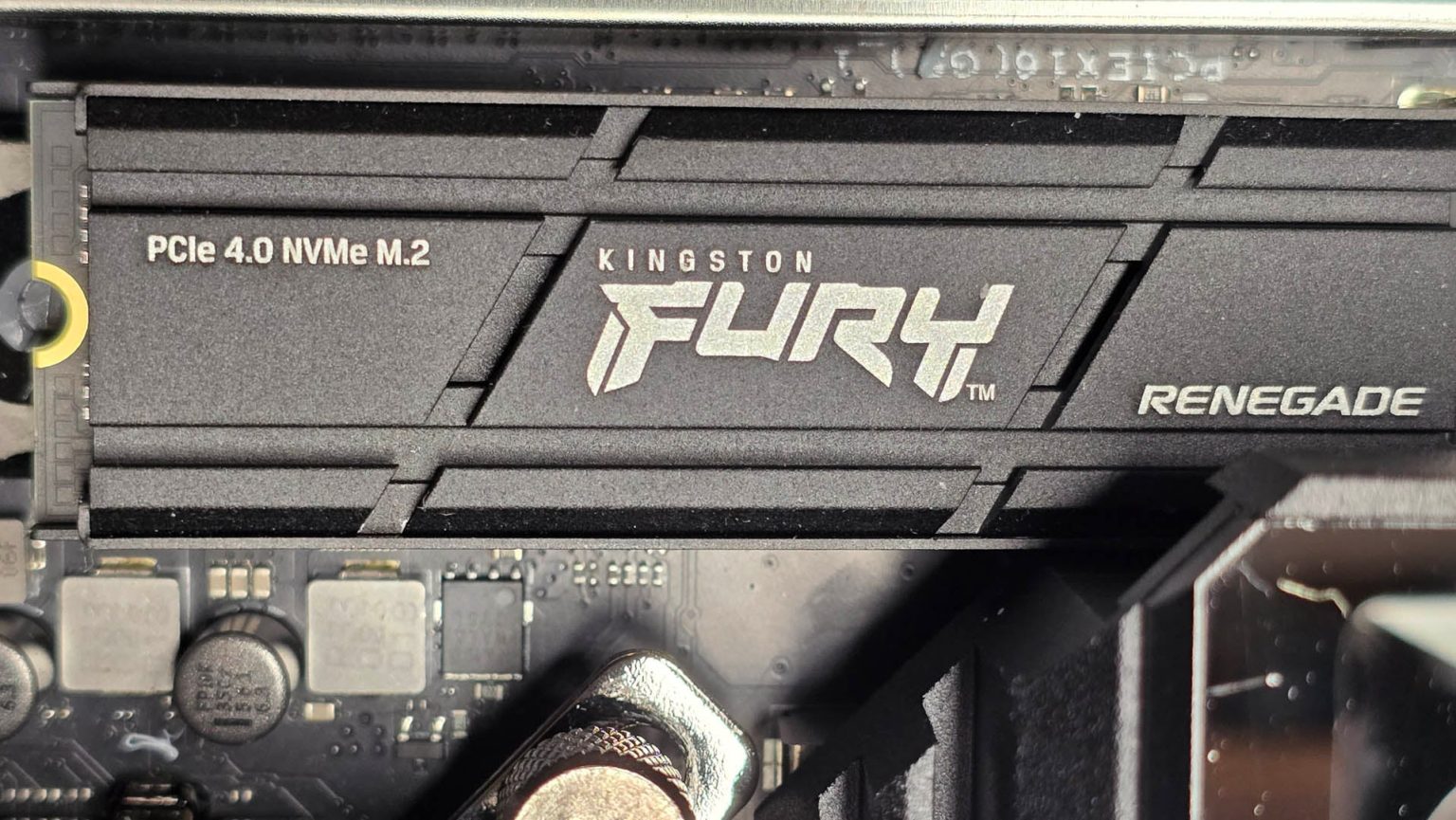 1712281708 Examen du SSD Kingston Fury Renegade M2 PCIe 40