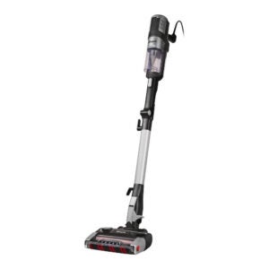 Économisez 20 % sur l'aspirateur balai Shark Stratos HZ3000UKT