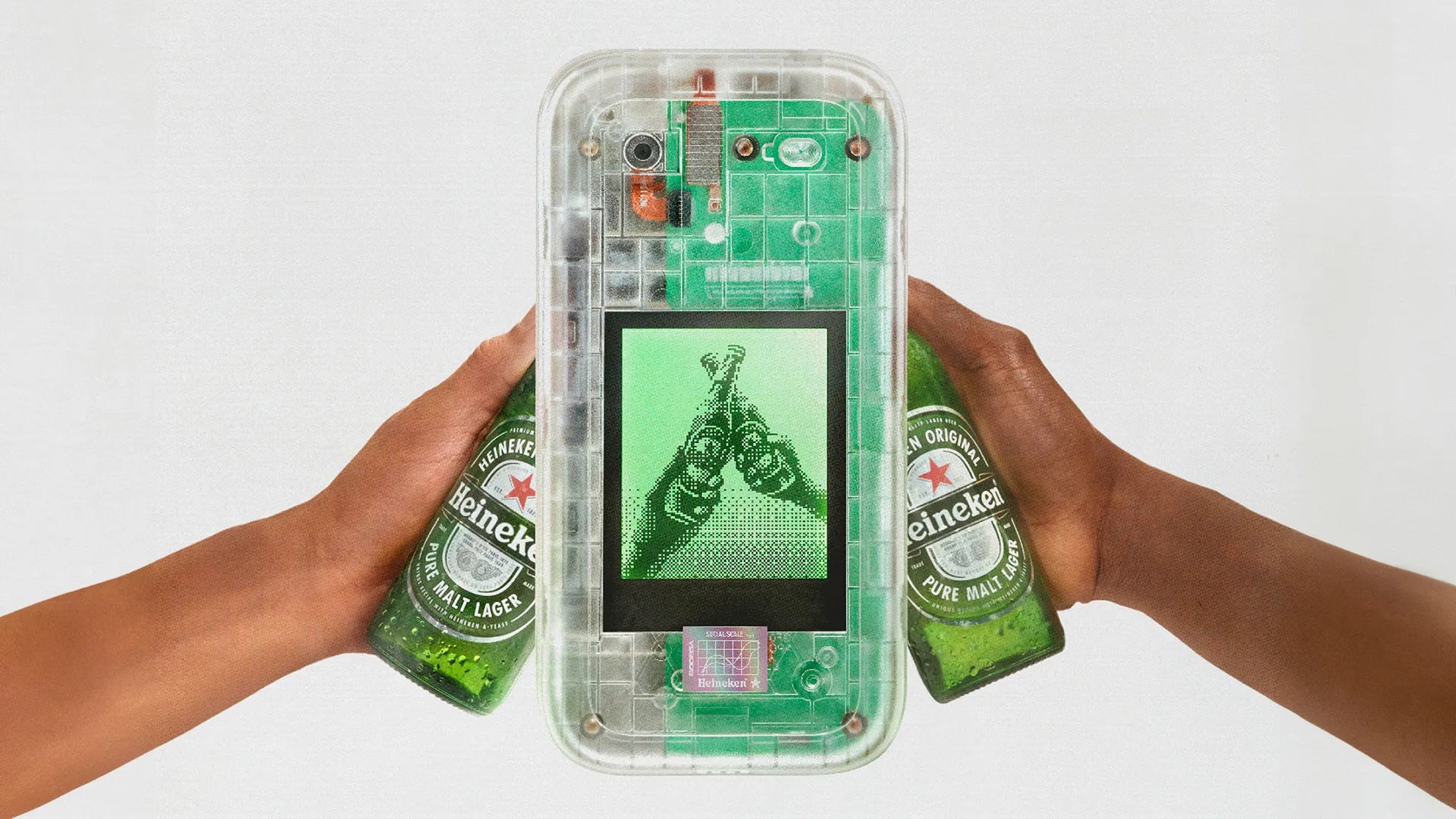 The Boring Phone reutilise le telephone a clapet pour une