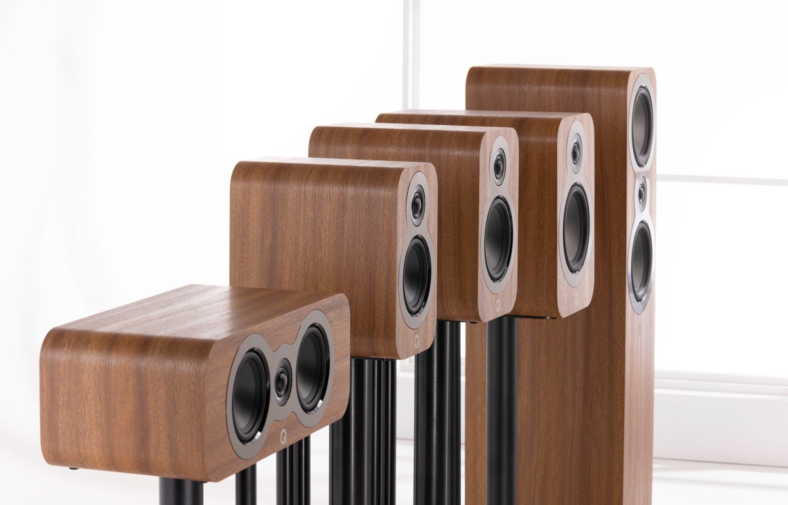 1715253938 La serie denceintes 3000c de Q Acoustic offre un son
