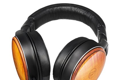 Audio Technica presente un casque en bois en edition limitee au