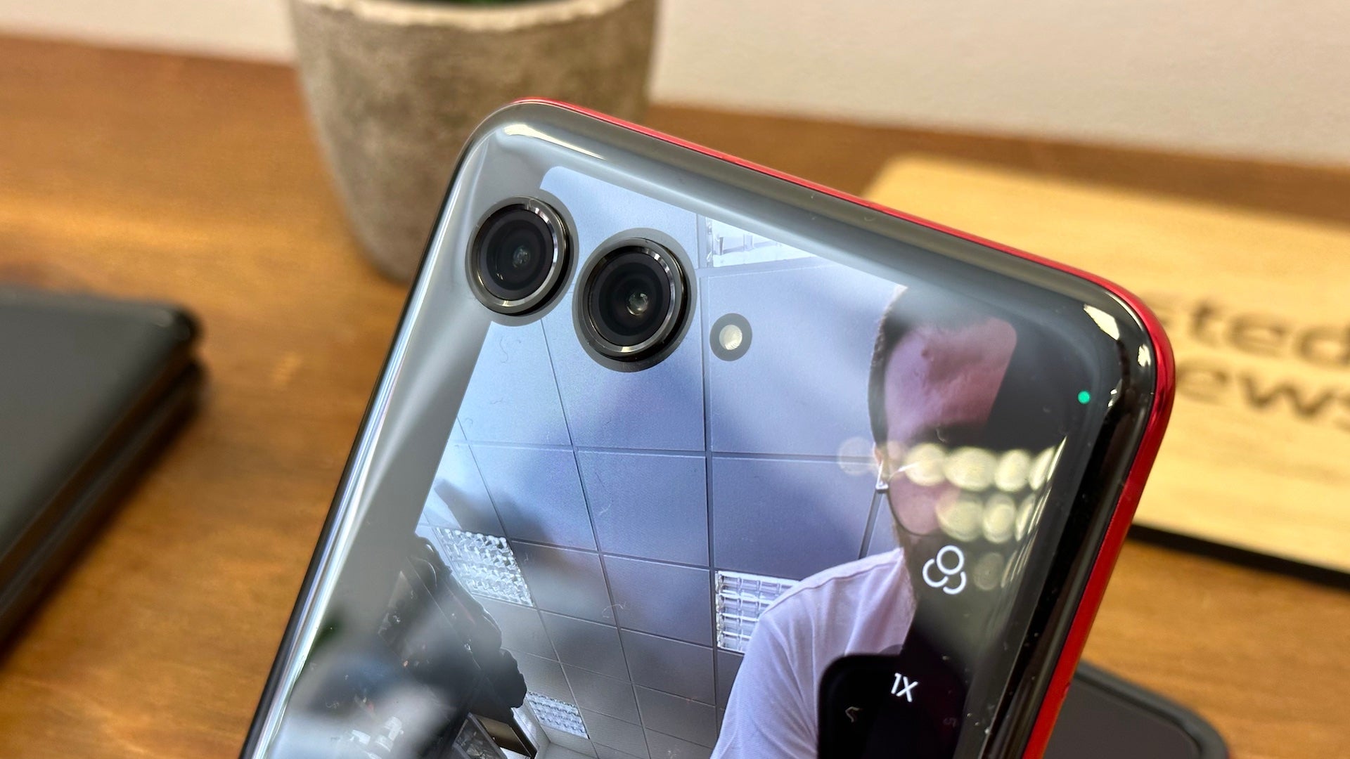 La fuite des specifications du Motorola Razr 50 Ultra vous