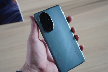 1723809632 Cette offre Honor 200 detruit le Pixel 8a