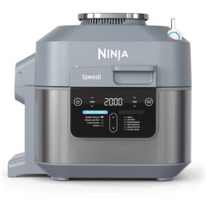 Économisez 44 % sur le cuiseur rapide et la friteuse à air 10 en 1 Ninja Speedi