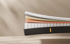 Le matelas hybride Emma Original est désormais à 150 £ de réduction