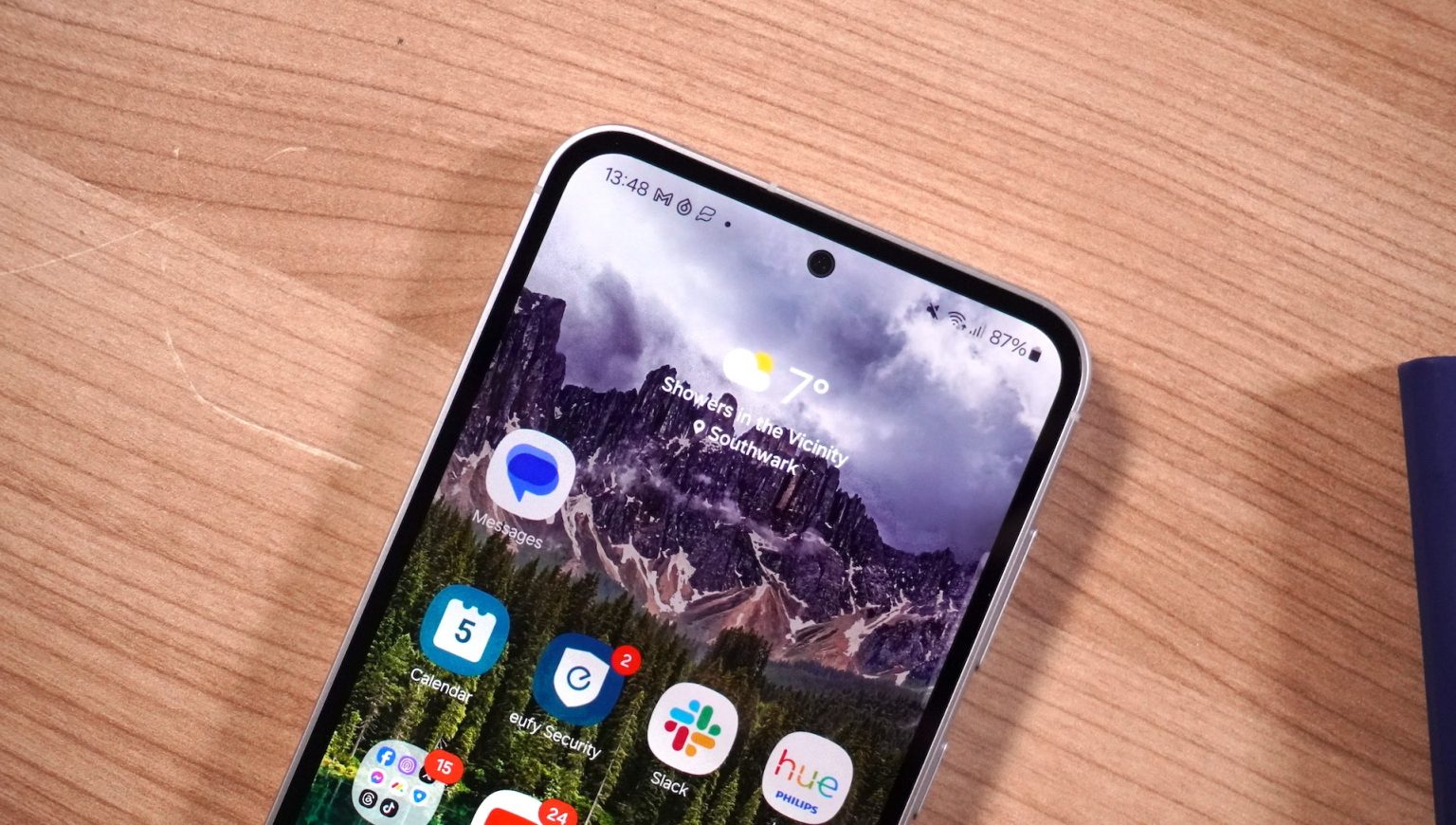 1727202271 Le Galaxy S23 FE de Samsung est devenu la mise