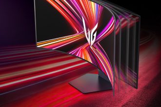 1735568663 Le moniteur OLED 5K pliable de LG est lun des