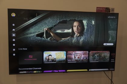 1736456427 Cette nouvelle interface TV veut que vous passiez un moment