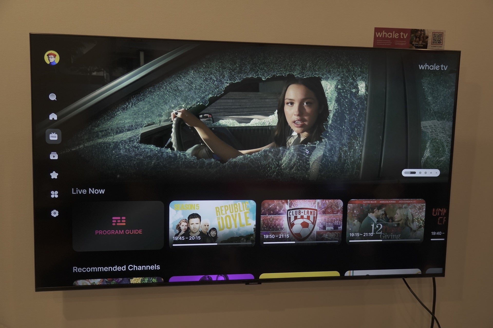 1736456427 Cette nouvelle interface TV veut que vous passiez un moment