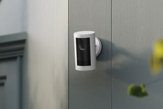 1740070102 La nouvelle camera exterieure de Ring offre une excellente qualite