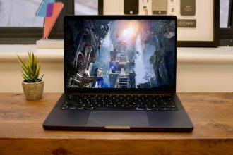 Lattente pour un MacBook Pro Oled pourrait enfin se terminer
