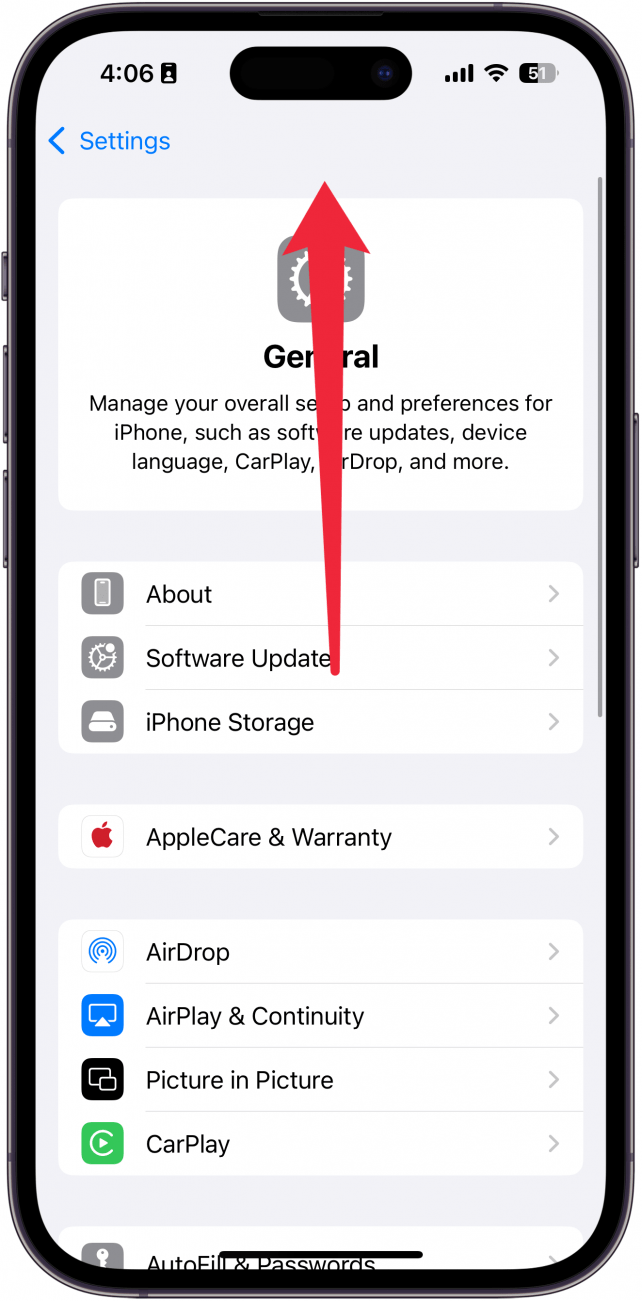 Application Paramètres de l'iPhone avec un point de flèche rouge, indiquant que l'application s'est précipitée vers le haut