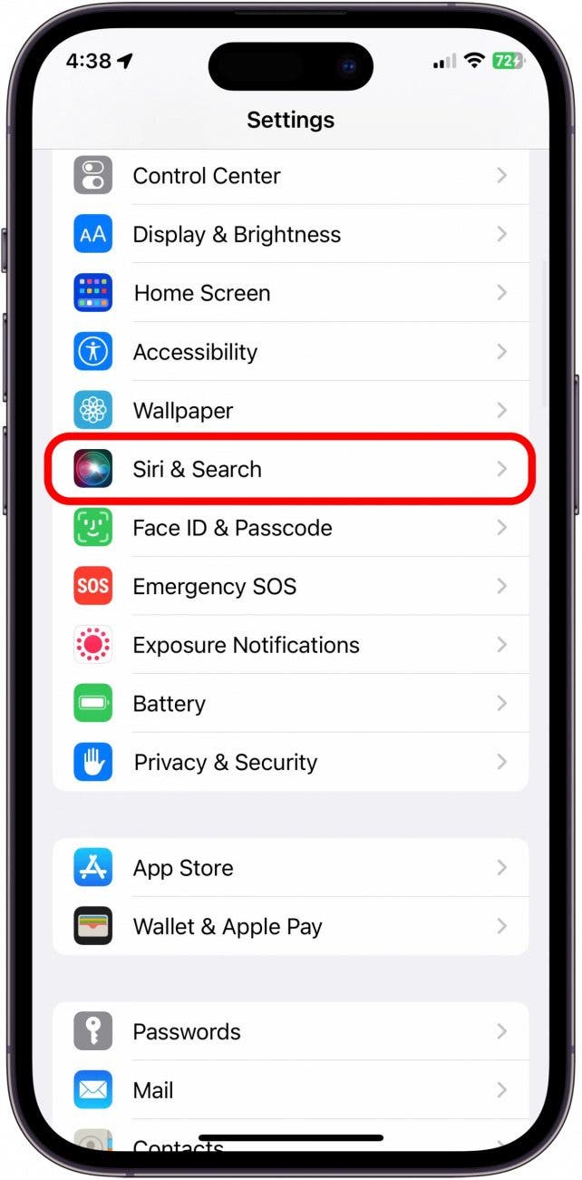 Appuyez sur Siri et recherche.