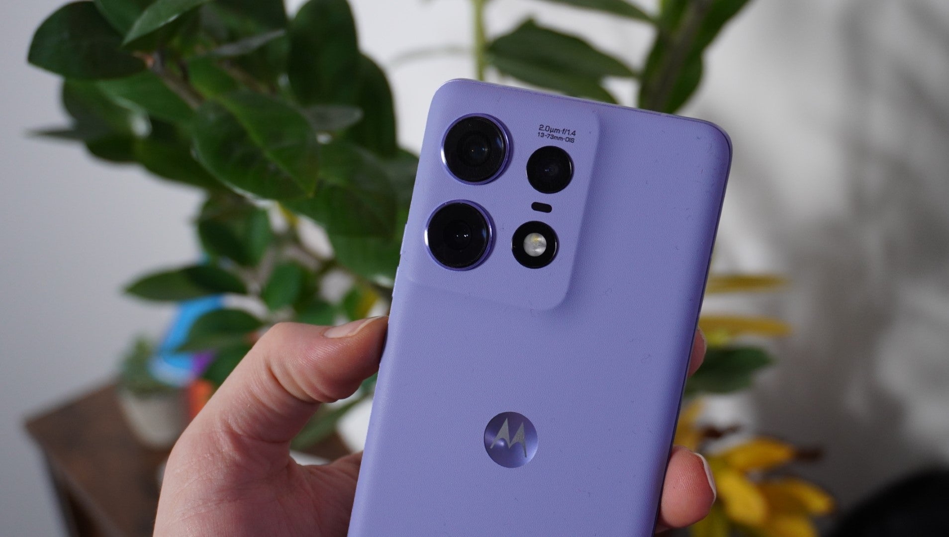 Ce telephone Motorola peut facturer en 20 minutes et cest