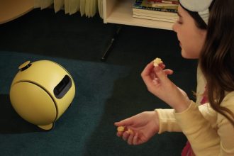 Samsung Ballie ajoute Google Gemini un robot AI rentrant a