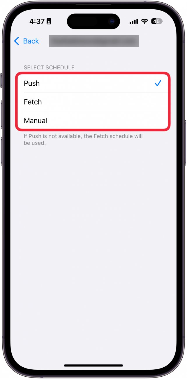 Paramètres de récupération d'iPhone pour un compte spécifique avec les options suivantes encerclé en rouge: poussée, récupérer et manuel